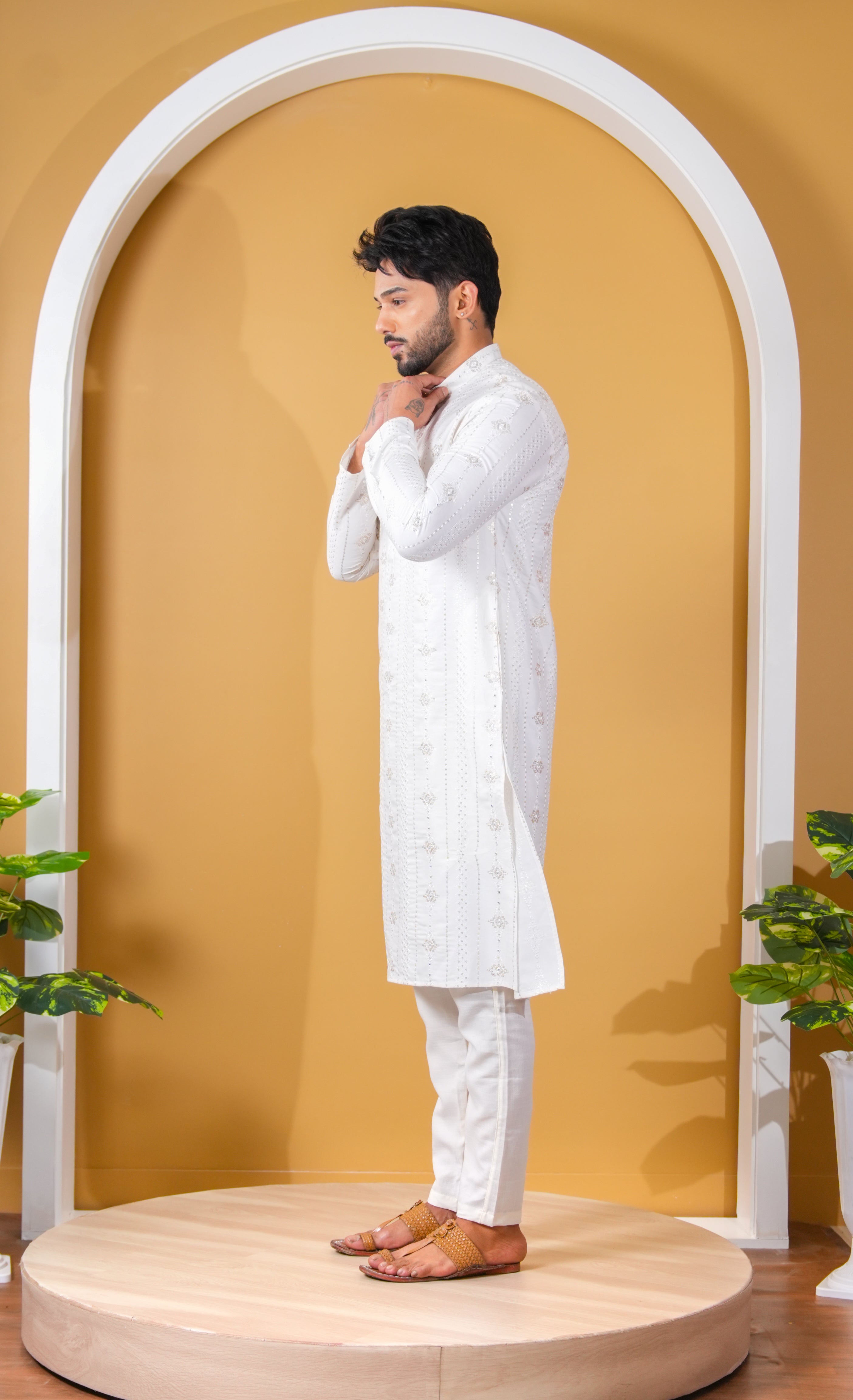 Off-White Textured Embellished Kurta