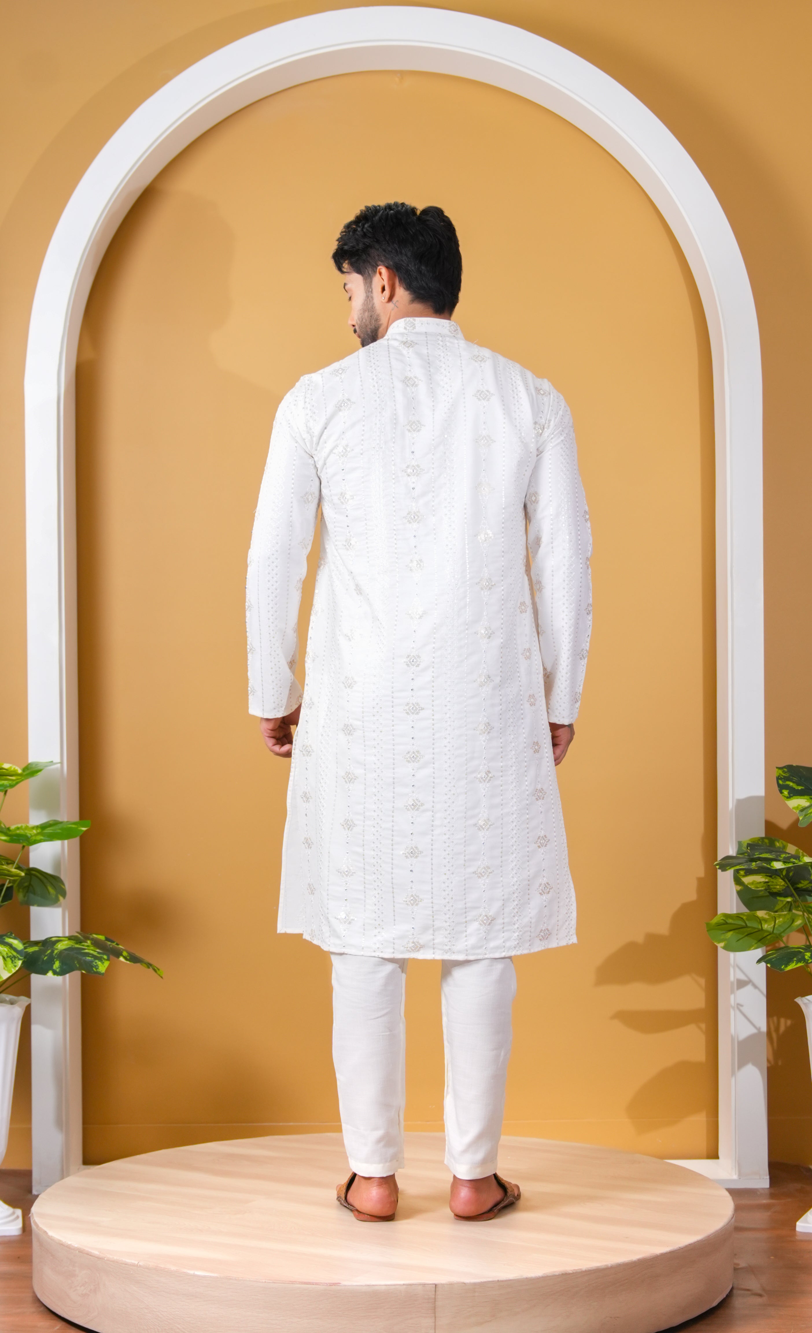 Off-White Textured Embellished Kurta